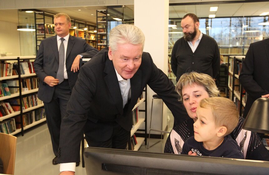 На базе столичной библиотеки "Проспект" открылся медиацентр 3 фото