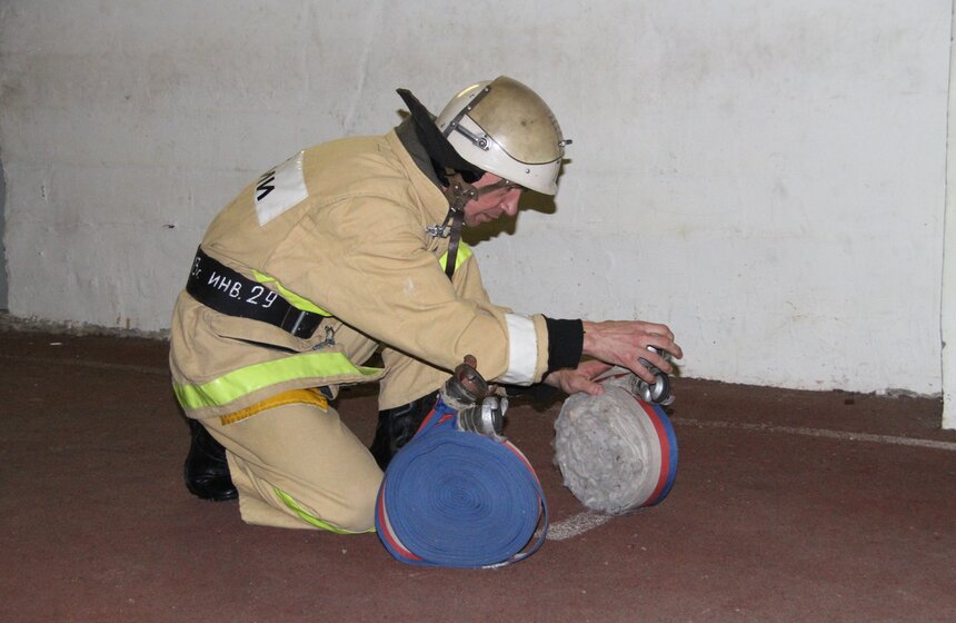 В Москве выбрали лучшего пожарного 12 фото