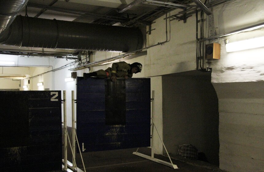 В Москве выбрали лучшего пожарного 10 фото