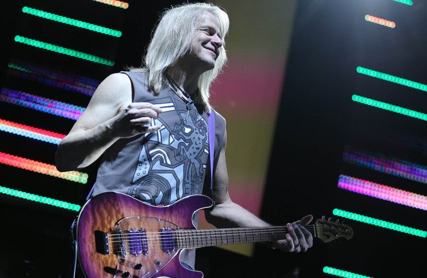 В СК "Олимпийский" выступила рок-группа Deep Purple 3 фото