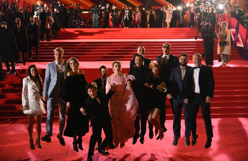 Съемочная группа фильма "Серебряные коньки"