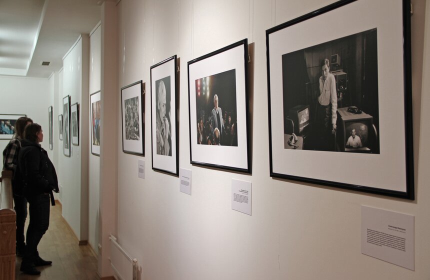 Выставка "События. Люди. История. 1988" открылась в Москве 4 фото