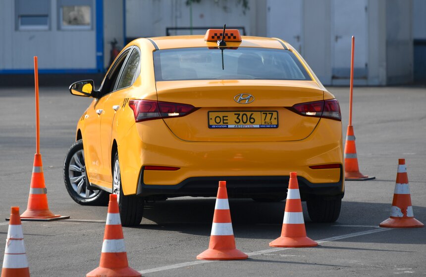 Конкурс профессионального мастерства водителей такси прошел в Москве 5 фото