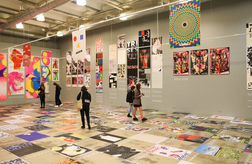 Биеннале "Золотая пчела 14" открылась в Москве 11 фото