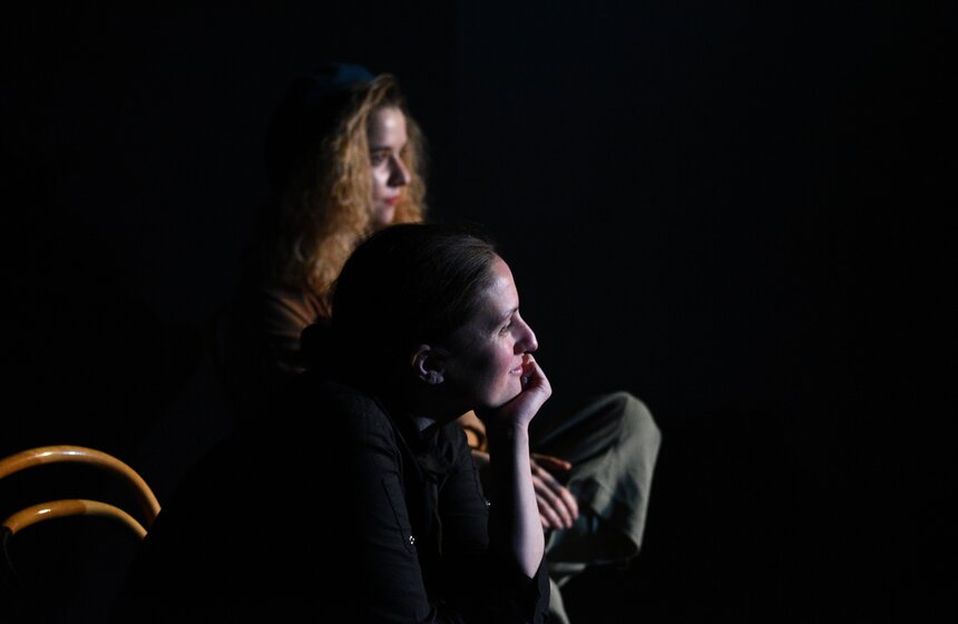 Спектакль "Пещера" состоялся в Центре имени Мейерхольда 14 фото