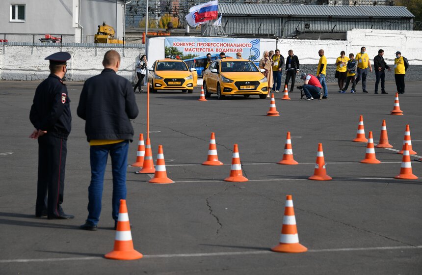 Конкурс профессионального мастерства водителей такси прошел в Москве 14 фото