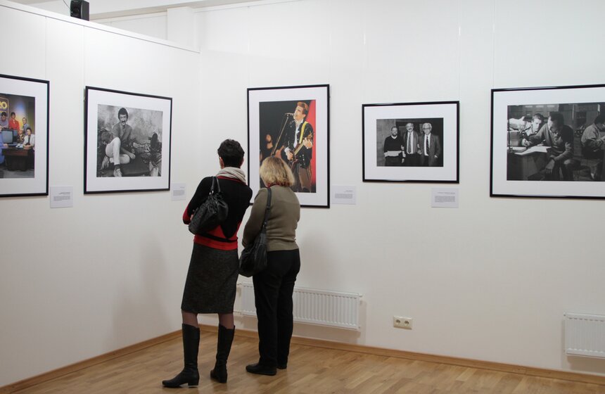 Выставка "События. Люди. История. 1988" открылась в Москве 18 фото