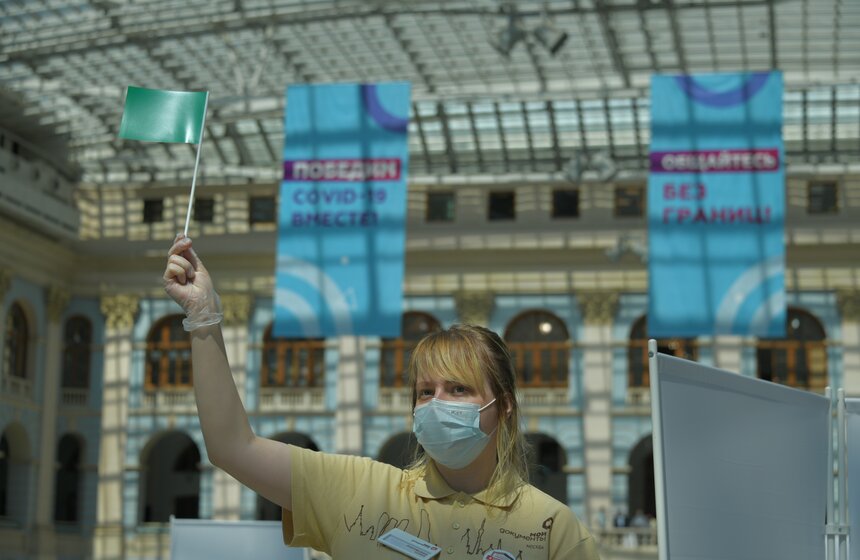 В Москве открылся один из крупнейших в Европе прививочных пунктов 5 фото