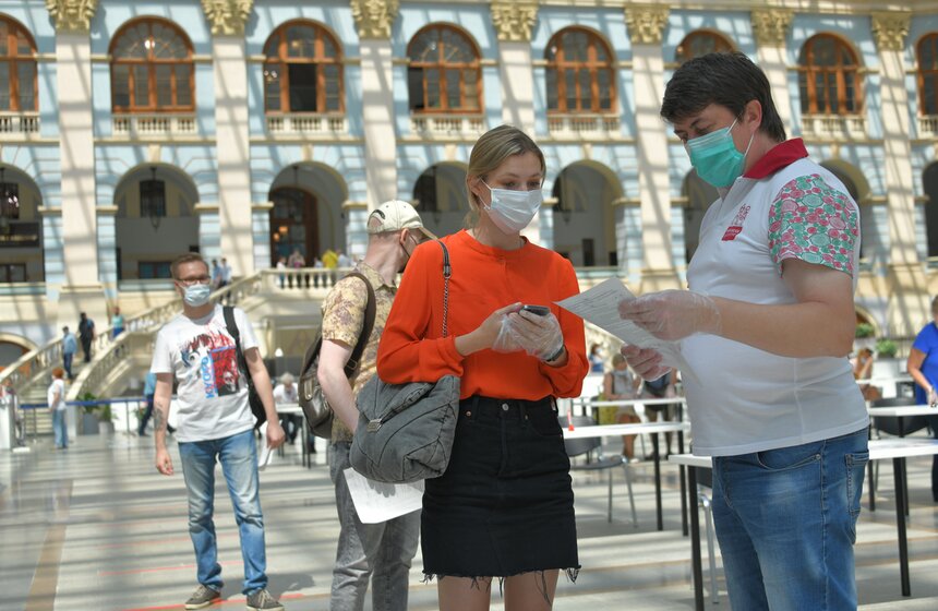 В Москве открылся один из крупнейших в Европе прививочных пунктов 41 фото