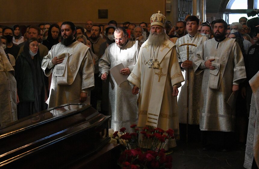 В Москве простились с Петром Мамоновым 9 фото