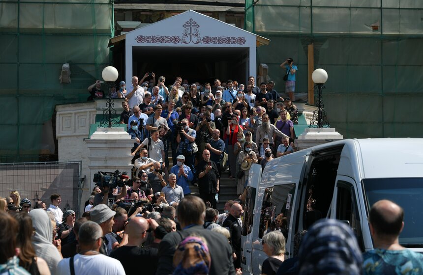 В Москве простились с Петром Мамоновым 22 фото