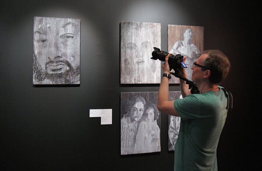 В ММОМА открылась выставка Стаса Намина "Противостояние" 7 фото