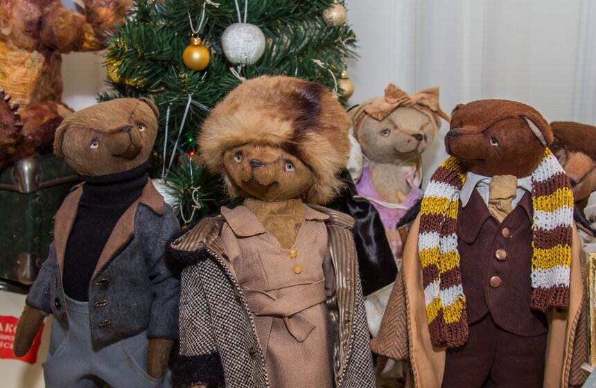 В Москве открылась выставка коллекционных медведей Teddy 20 фото