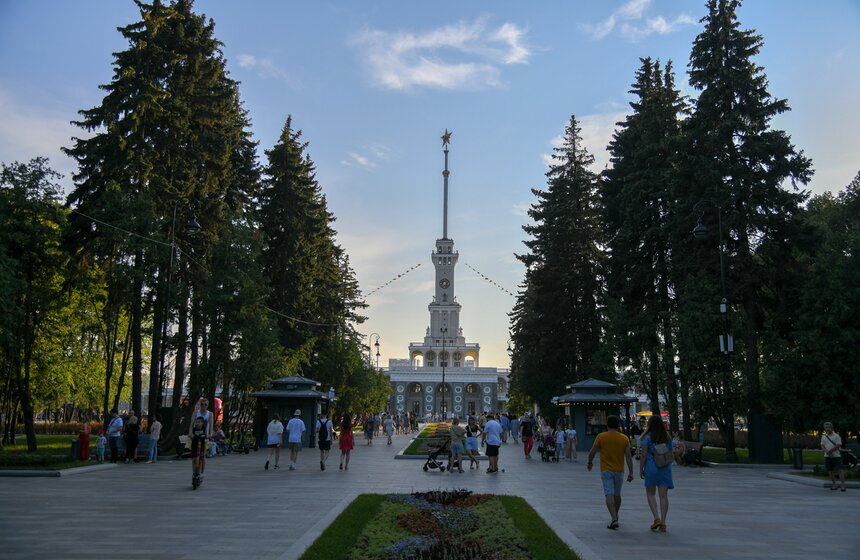 Впервые торжественные регистрации брака прошли на Северном речном вокзале в Москве 1 фото