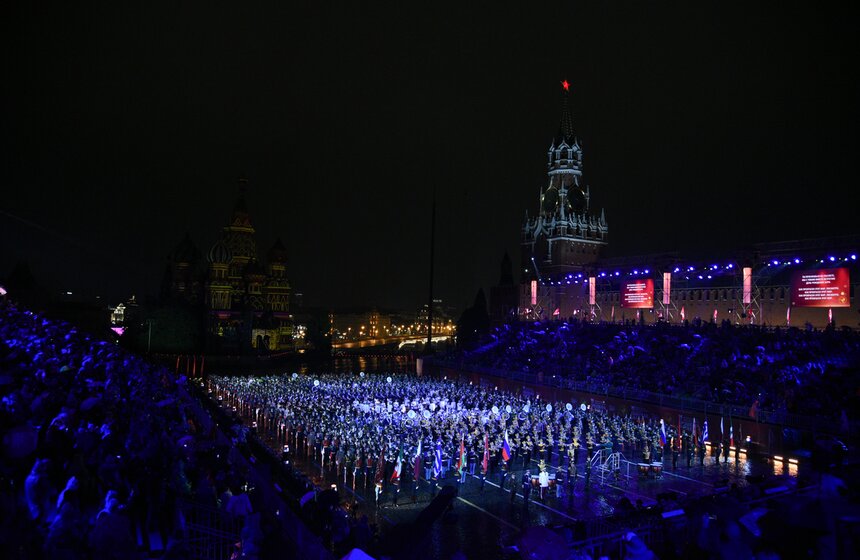 В Москве завершился фестиваль "Спасская башня" 33 фото