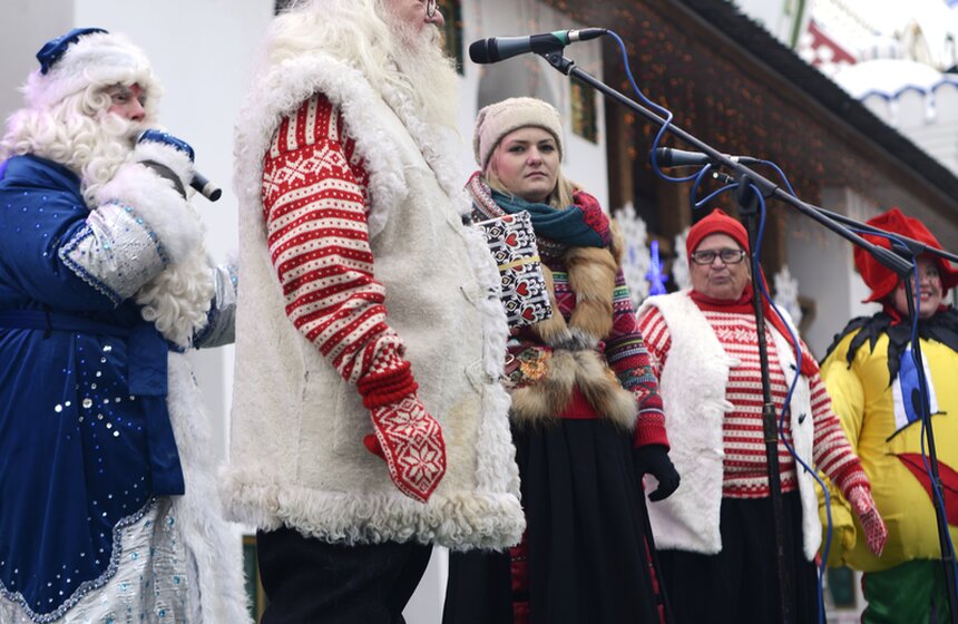 Норвежская новогодняя елка прошла в измайловском Кремле 14 фото