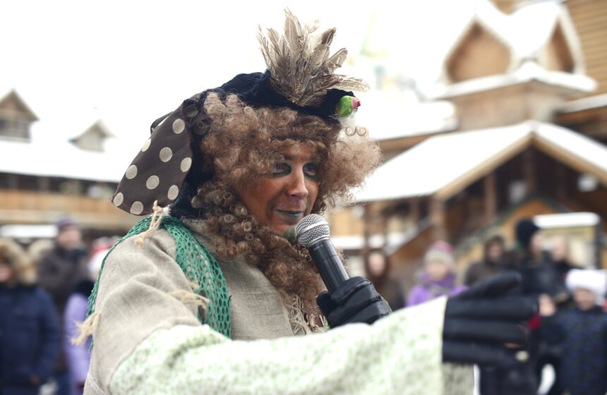 Норвежская новогодняя елка прошла в измайловском Кремле 8 фото