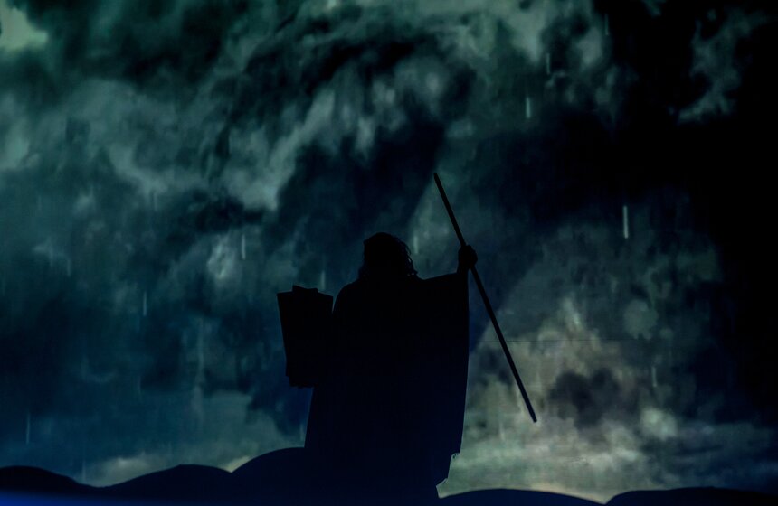 Шоу теней "The Fantastic Shadows" состоялось в столице 25 фото