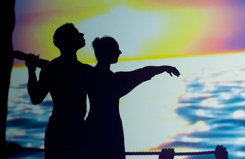 Шоу теней "The Fantastic Shadows" состоялось в столице 24 фото