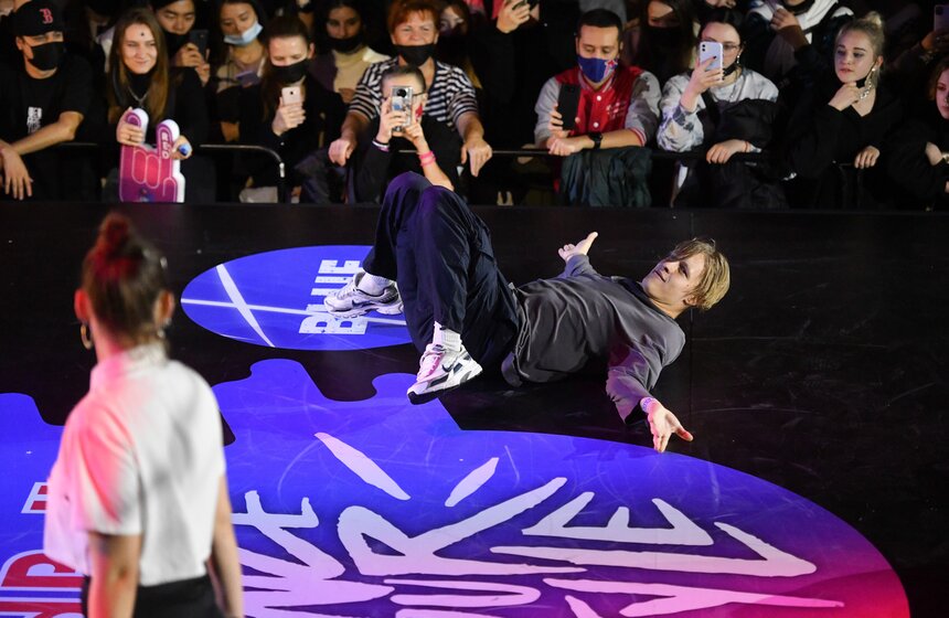 В Москве прошел чемпионат по уличным танцам Red Bull Dance Your Style 21 фото