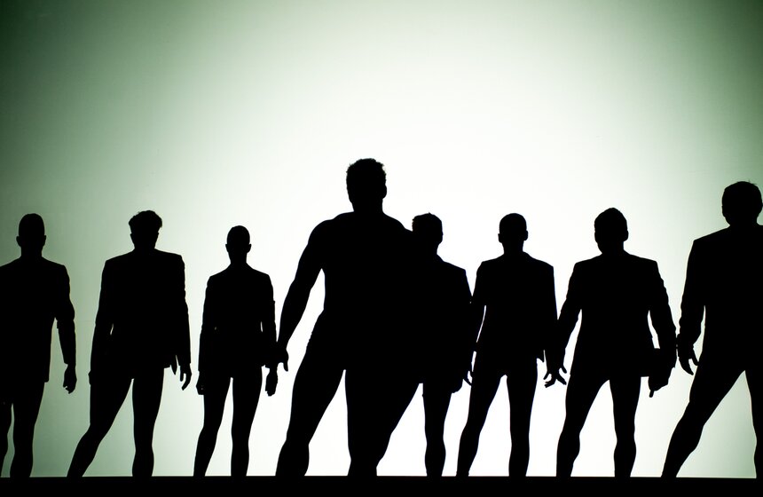 Шоу теней "The Fantastic Shadows" состоялось в столице 4 фото