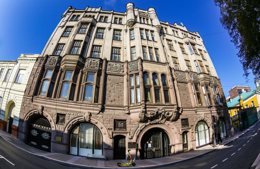 Прогулка по городу. Московские дворы-колодцы с оттенками Питера 24 фото