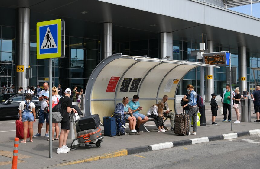 Автобусы "Аэроэкспресса" начали курсировать до терминала D аэропорта Шереметьево 22 фото