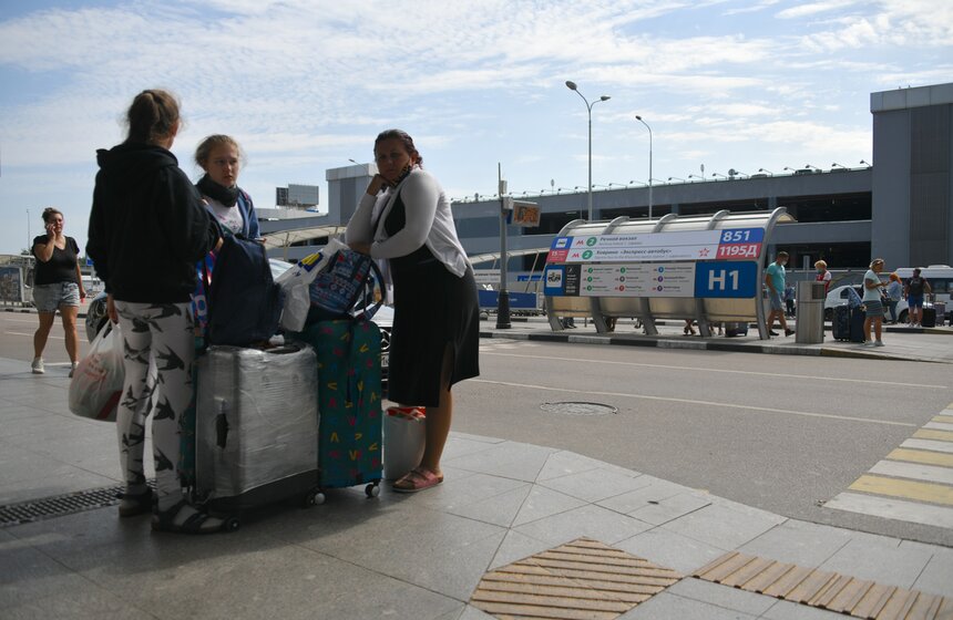 Автобусы "Аэроэкспресса" начали курсировать до терминала D аэропорта Шереметьево 16 фото