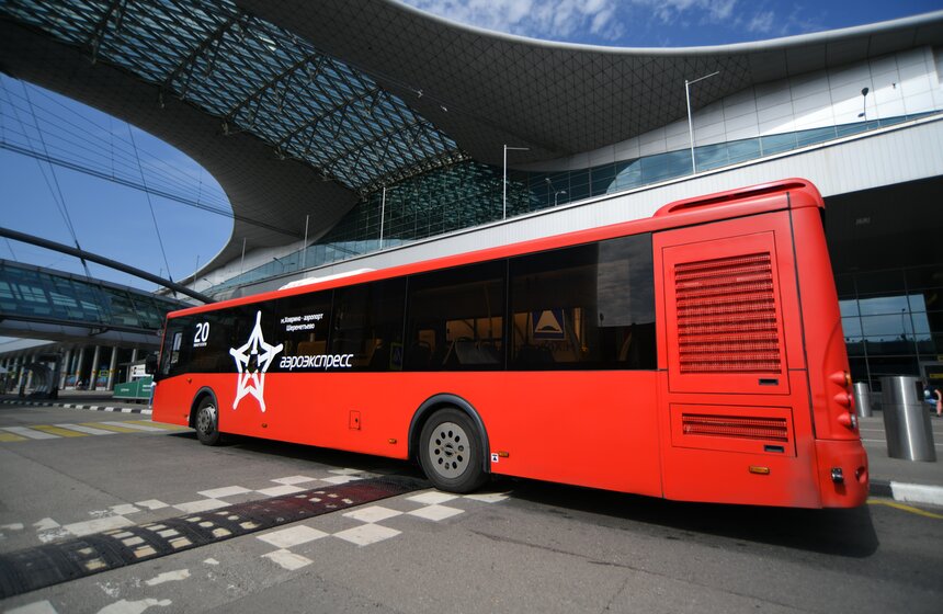 Автобусы "Аэроэкспресса" начали курсировать до терминала D аэропорта Шереметьево 17 фото