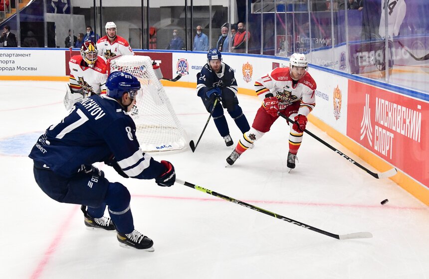 Московское "Динамо" в седьмой раз победило в Кубке мэра по хоккею 20 фото