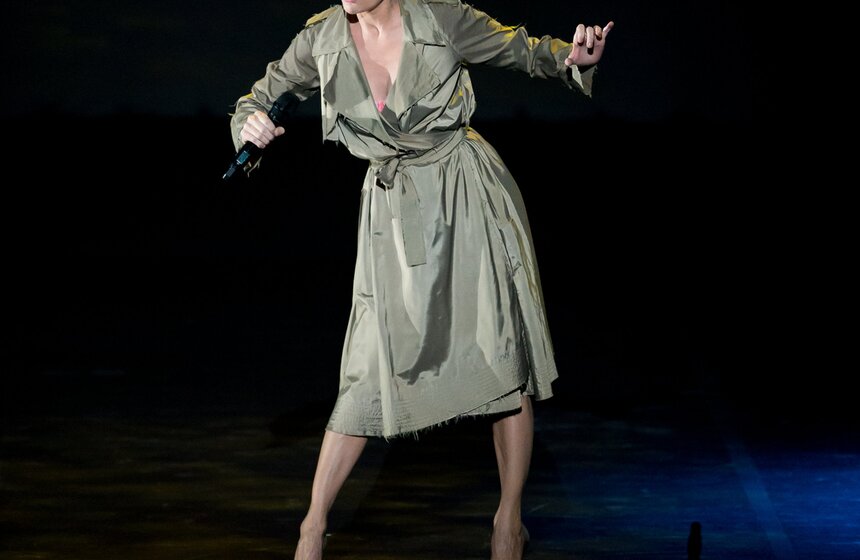 Патрисия Каас спела хиты Эдит Пиаф 6 фото