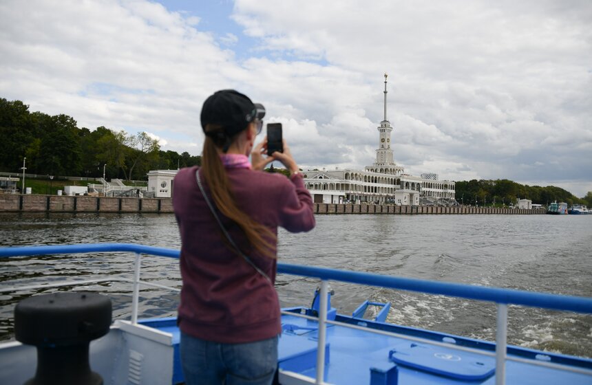 Речной трамвайчик вновь запустили от Северного речного вокзала до деревни Захарково 21 фото