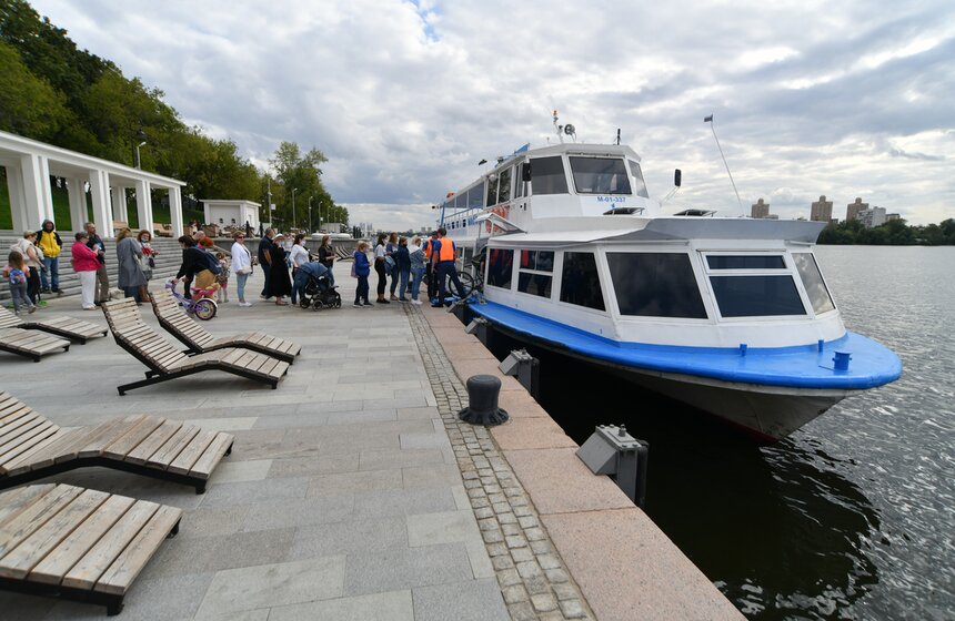 Речной трамвайчик вновь запустили от Северного речного вокзала до деревни Захарково 16 фото