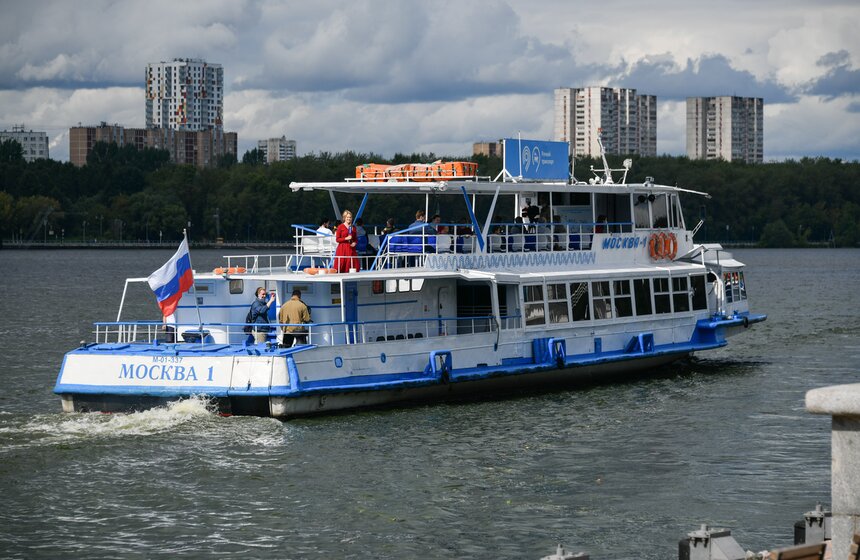 Речной трамвайчик вновь запустили от Северного речного вокзала до деревни Захарково 8 фото