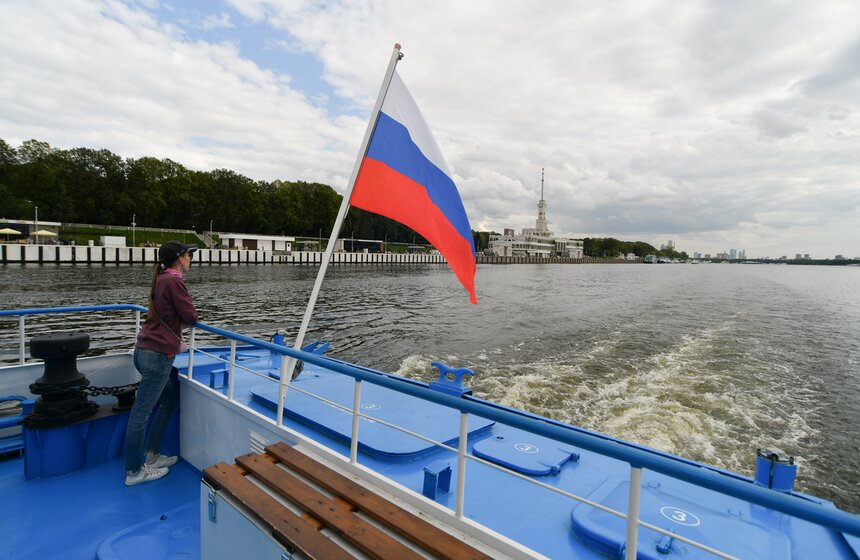 Речной трамвайчик вновь запустили от Северного речного вокзала до деревни Захарково 22 фото
