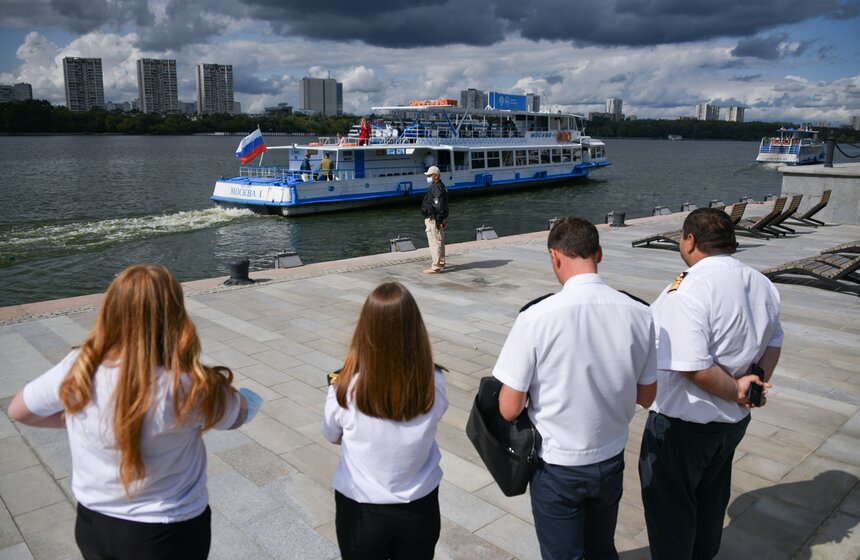 Речной трамвайчик вновь запустили от Северного речного вокзала до деревни Захарково 7 фото