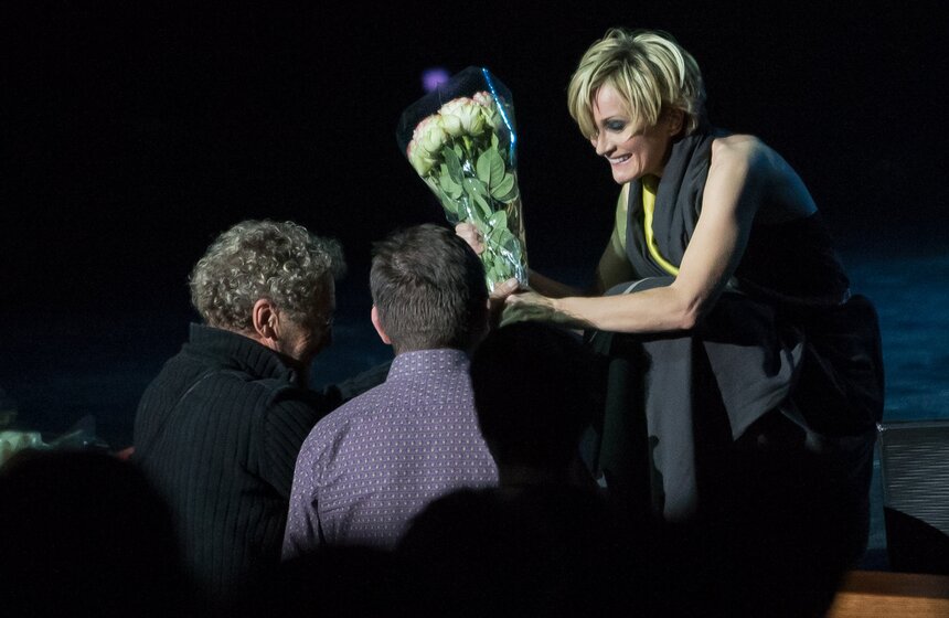 Патрисия Каас спела хиты Эдит Пиаф 12 фото