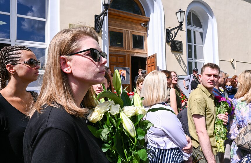 В Москве простились с Ясеном Засурским 9 фото