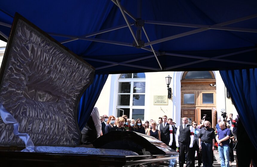 В Москве простились с Ясеном Засурским 6 фото