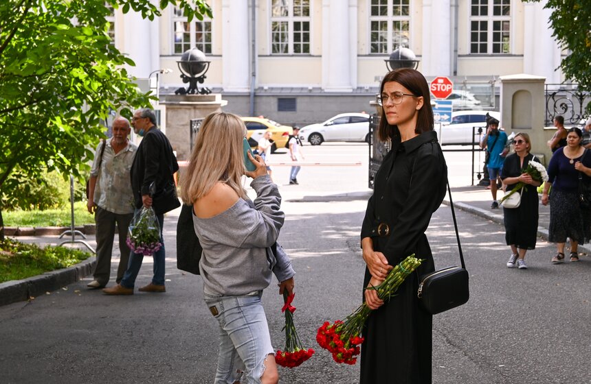 В Москве простились с Ясеном Засурским 2 фото