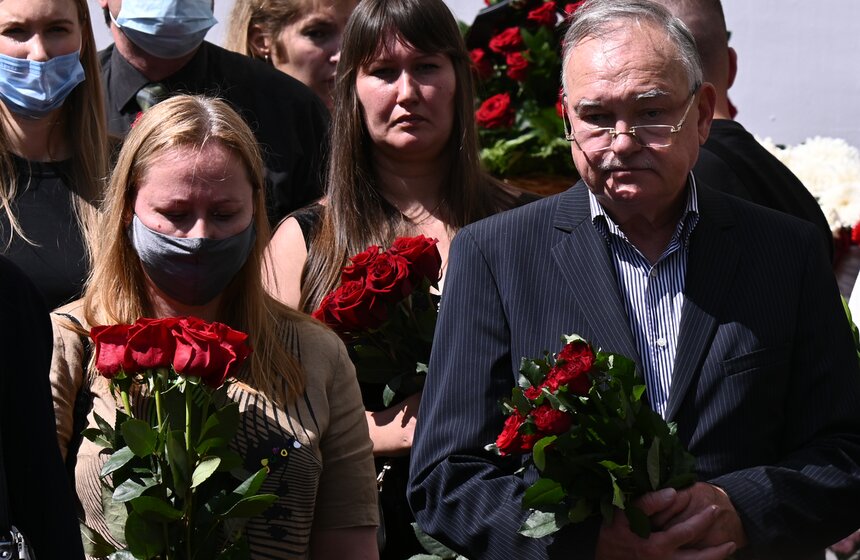 В Москве простились с Ясеном Засурским 8 фото