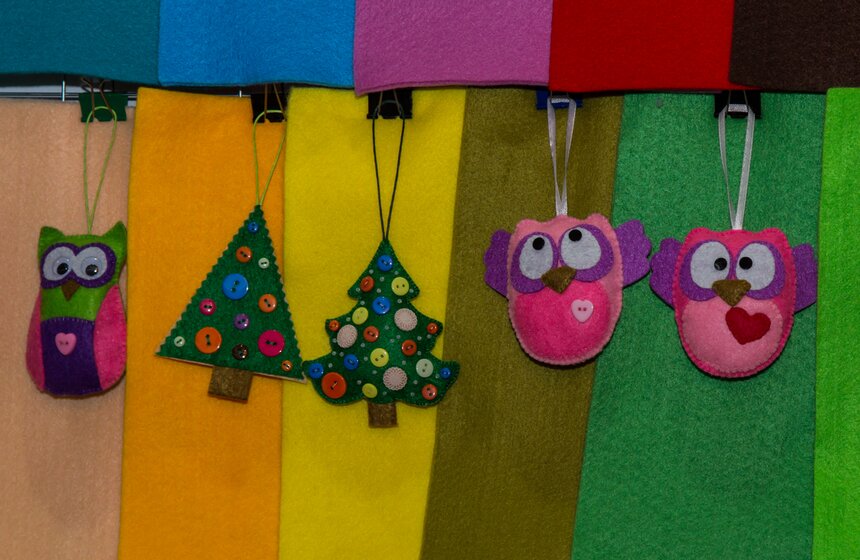 Ярмарка "HandMade подарки к Новому году" проходит в Сокольниках 14 фото