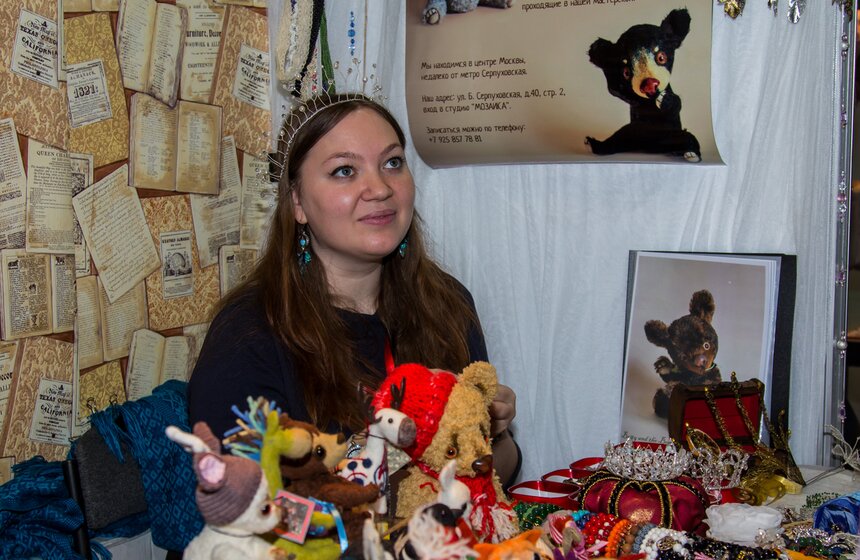 Ярмарка "HandMade подарки к Новому году" проходит в Сокольниках 2 фото
