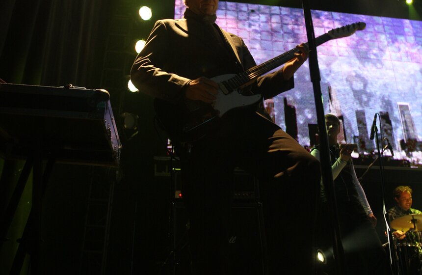 В Москве выступила группа Brazzaville 7 фото