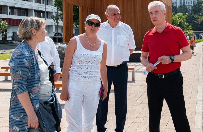 Собянин оценил ход реализации инфраструктурных проектов на Западе столицы 16 фото