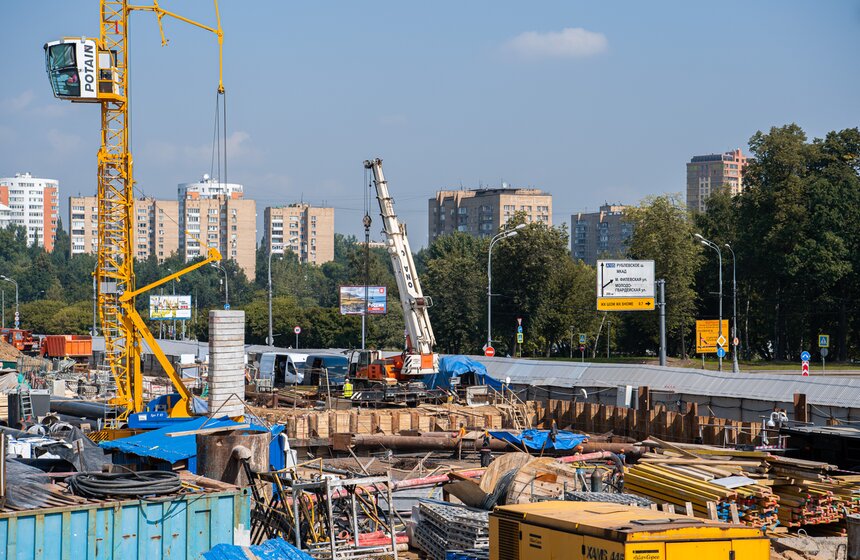 Собянин оценил ход реализации инфраструктурных проектов на Западе столицы 13 фото