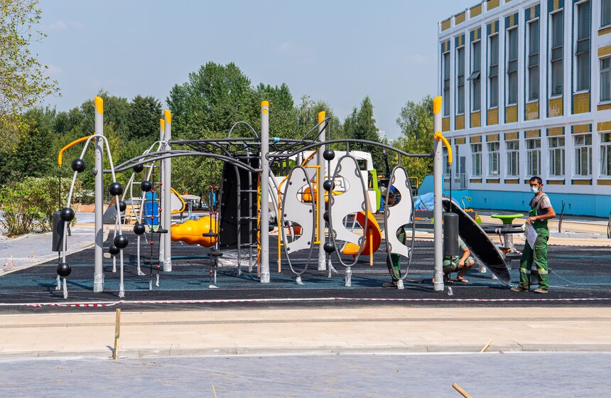 Собянин оценил ход реализации инфраструктурных проектов на Западе столицы 17 фото