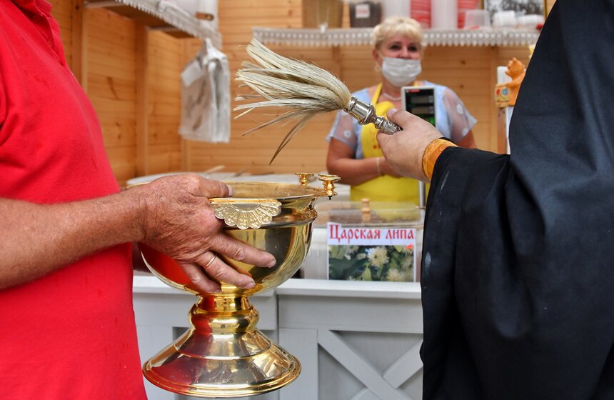 В Коломенском открылась Всероссийская Ярмарка меда 3 фото