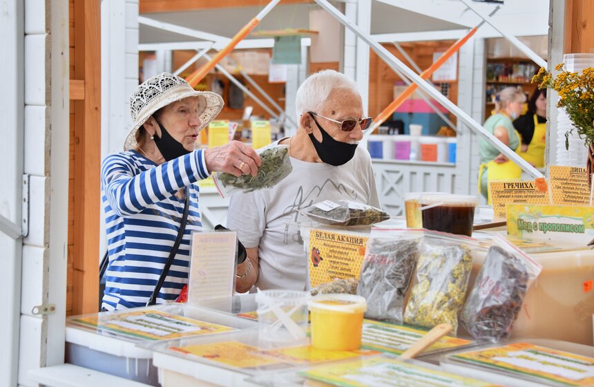 В Коломенском открылась Всероссийская Ярмарка меда 10 фото