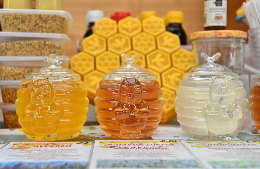 В Коломенском открылась Всероссийская Ярмарка меда 8 фото